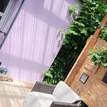 شقة Garden Duplex *